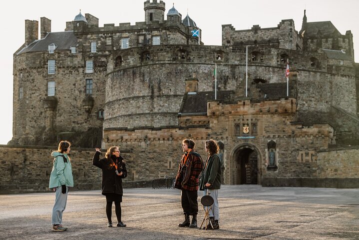 Edinburgh's Old Town: Small Group Historic Walking Tour