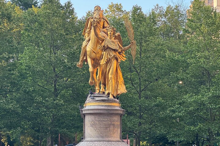 Central Park Pedicab Tour: See NYC Movie Spots!