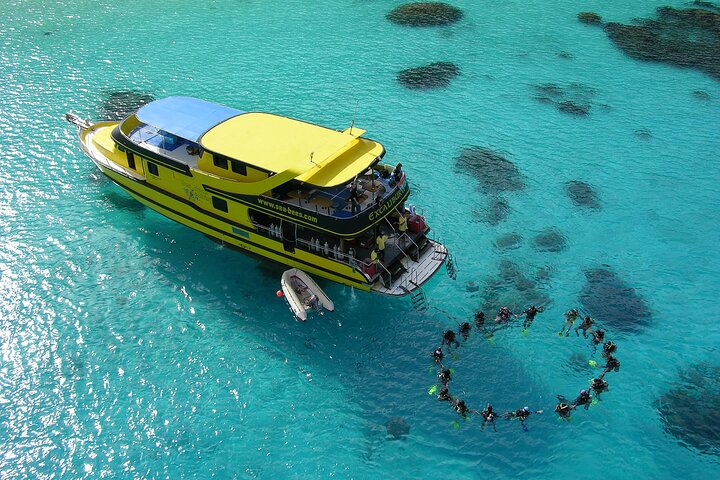 Racha Yai Scuba Diving: Dive, Eat & Relax!