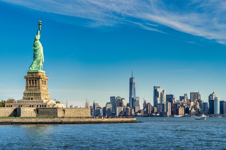 NYC Day Tour: Liberty, 9/11 & Times Square