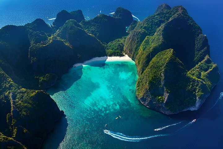 Phi Phi Islands Speedboat Tour: Maya Bay & More!