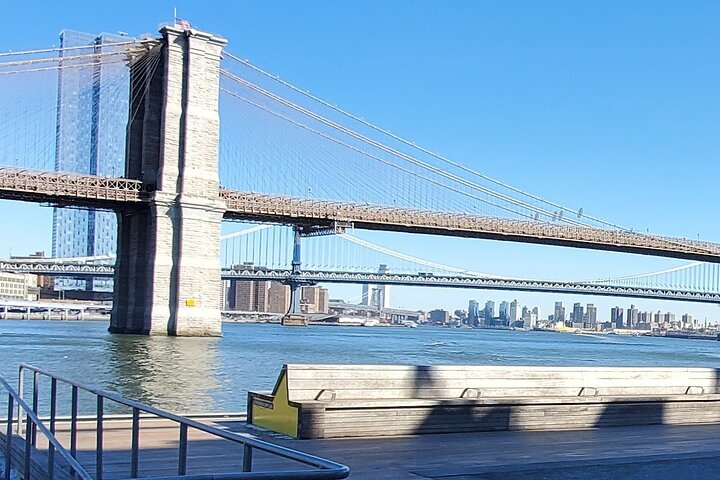 Brooklyn Bridge Walk: History, Views & Hidden Gems