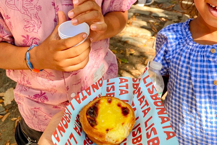 Brooklyn's Fort Greene Food Tour: Savor Culture & Bites!