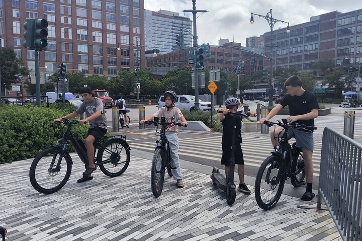 Central Park E-Bike Rental: Explore NYC with Ease