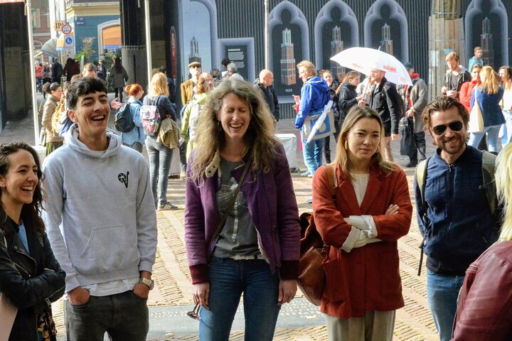 Utrecht: Hilarious Walking Tour with Comedian Guide