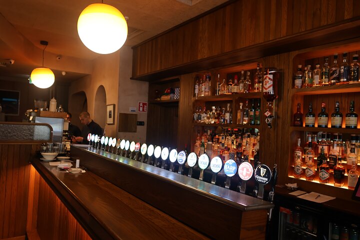 Dublin Craft Beer Tour: Taste Local Brews & Hidden Pubs