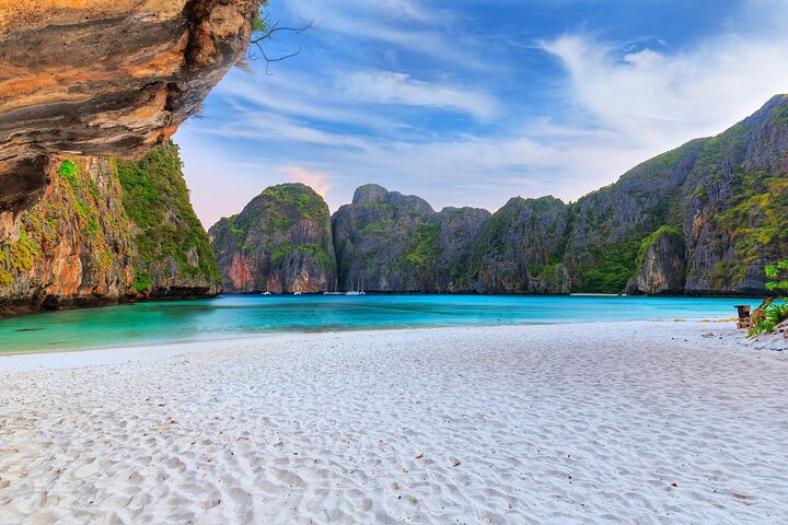 Phi Phi Islands: Early Bird Tour from Krabi - Beat the Crowds!