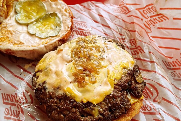 Smashburger Tour: Taste NYC's Best Burgers!