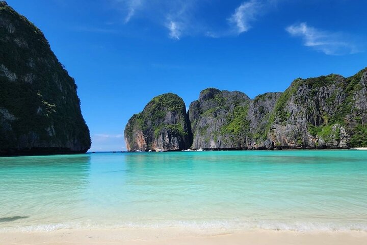 Phi Phi Islands Speedboat Tour: Krabi's Top-Rated Adventure
