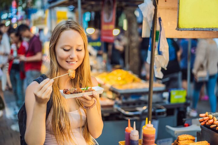 Krabi Street Food Tour: Eat Like a Local!