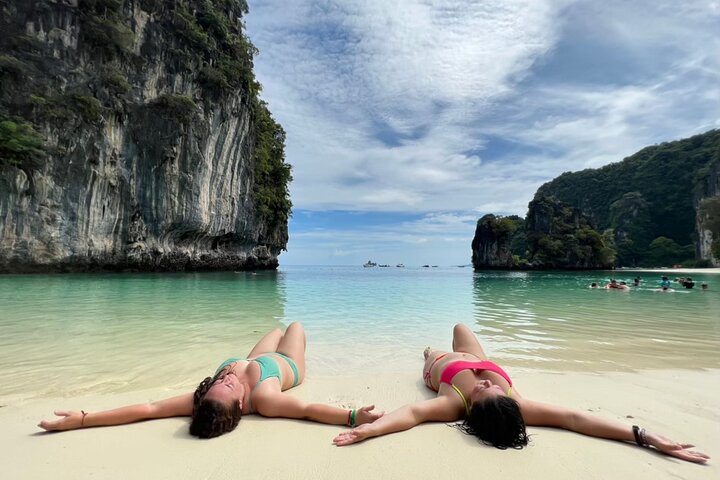 Krabi Hong Island Sunset Tour: Swim with Bioluminescent Plankton