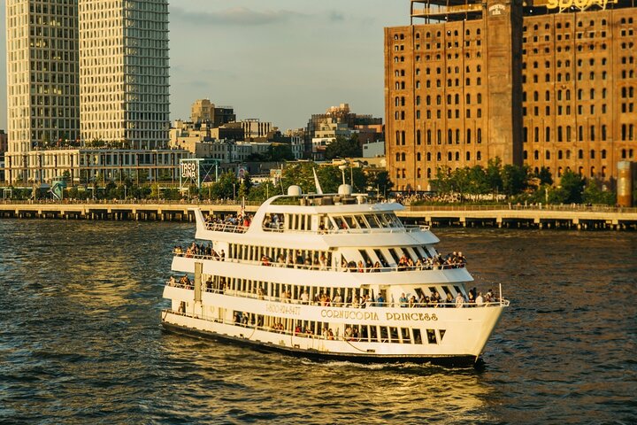 NYC New Year's Eve Fireworks Cruise Aboard Cornucopia Princess