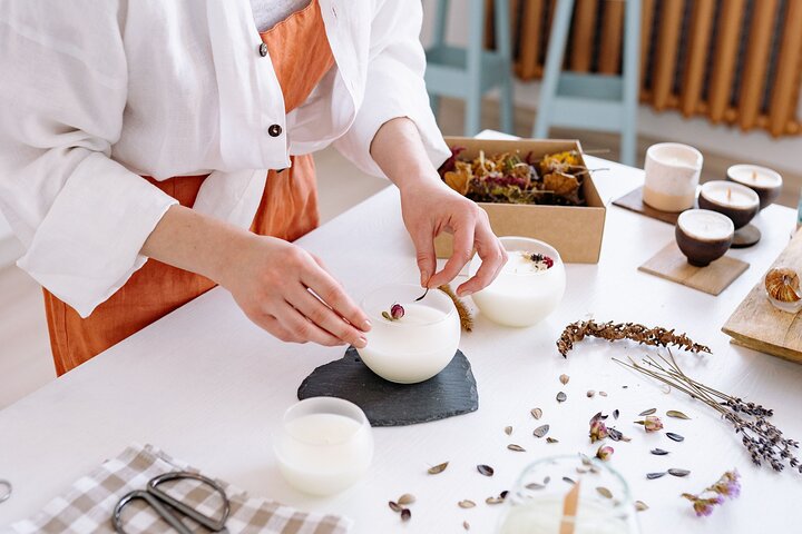 Brooklyn DIY Candle Class: Custom Scents & NYC Fun!