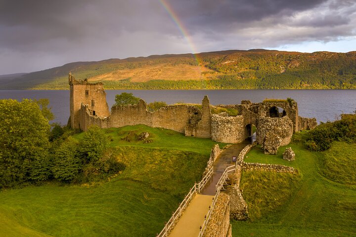 Loch Ness & Cruise: Small Group Tour from Aviemore
