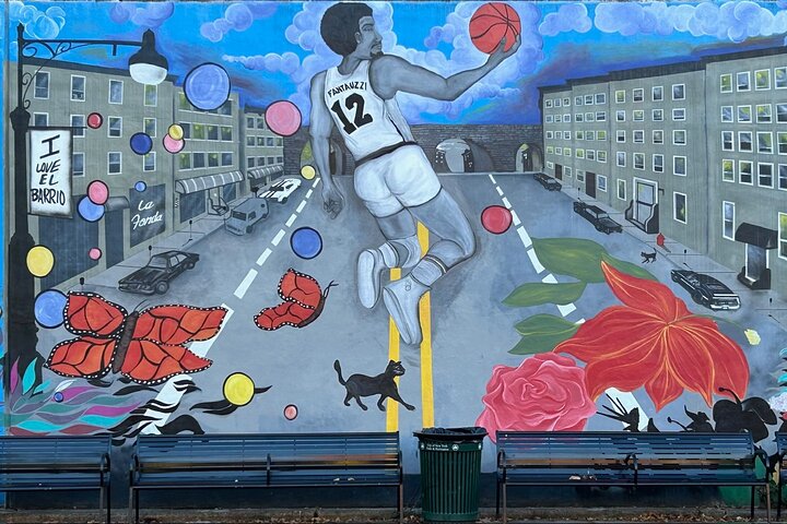 Harlem's Murals & Mosaics: Art Gallery Walking Tour
