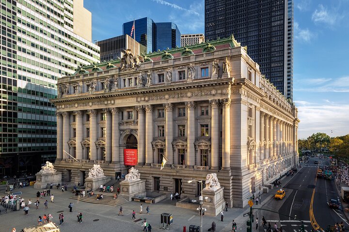 Financial District NYC Tour: History, 9/11 & Wall St