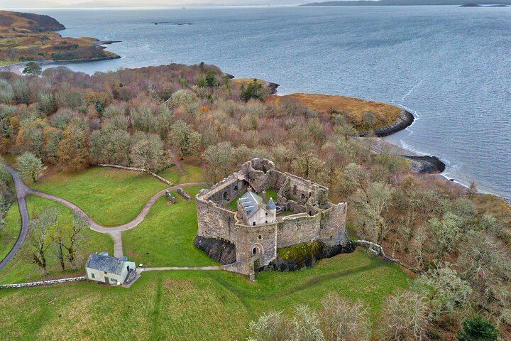 Explore Dunstaffnage Castle: Entry Ticket & Panoramic Views