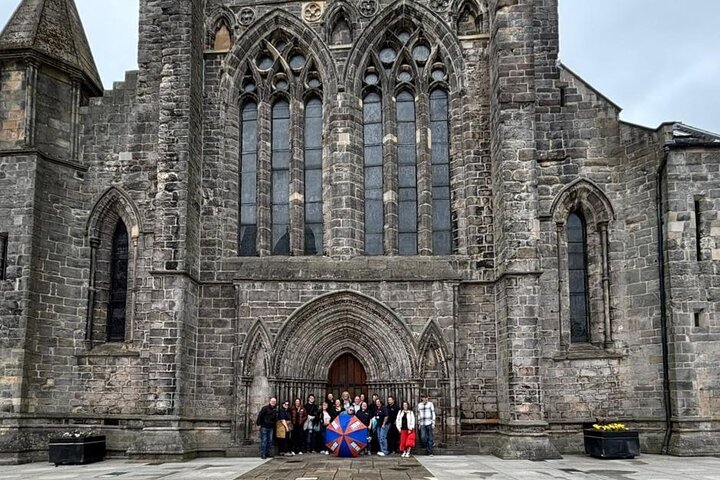Paisley Treasure Hunt: Team Building Escape Game!